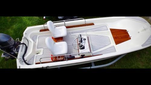 Boston Whaler Striper 15 specificaties en beoordelingen